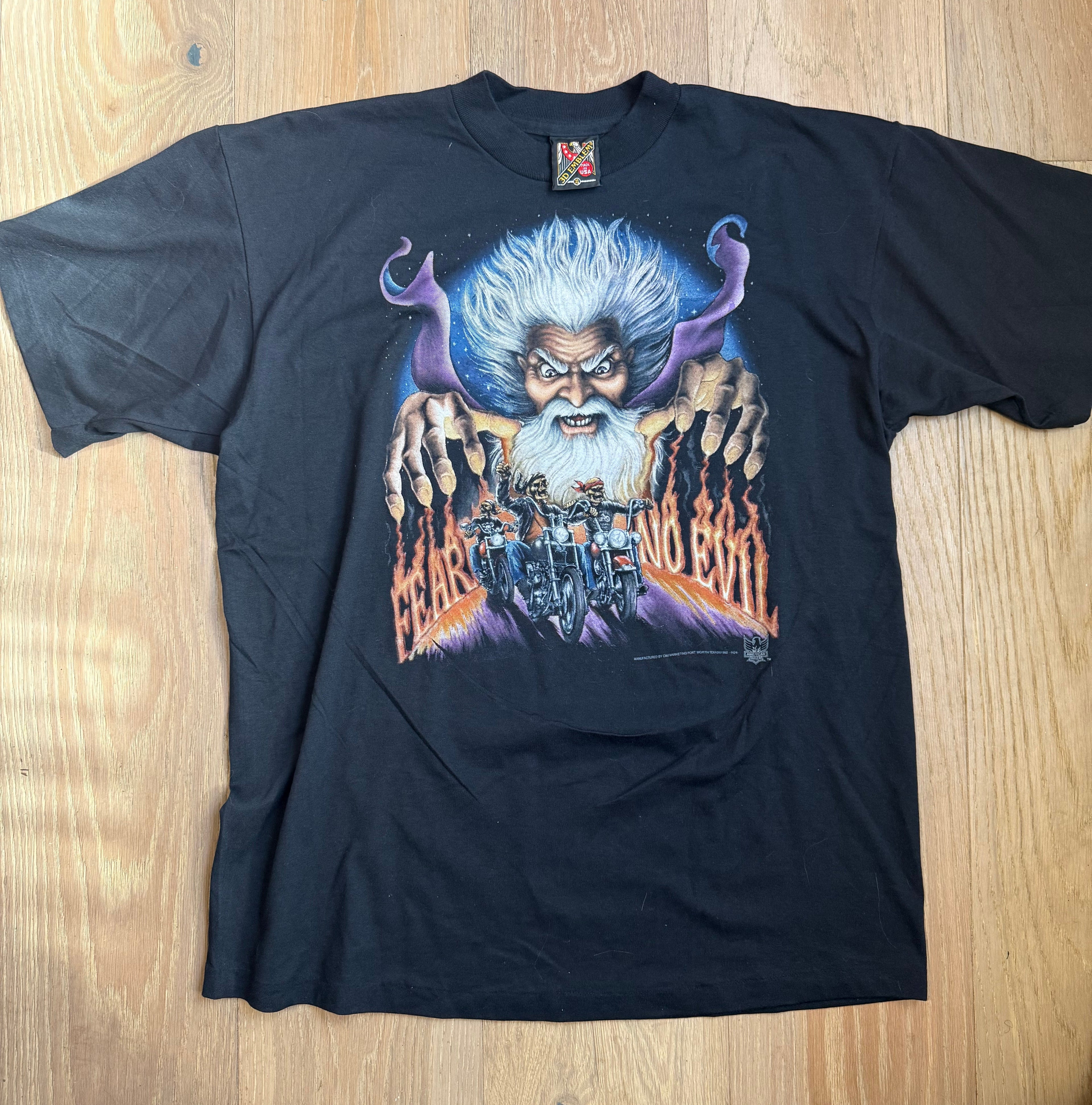 Vintage 3-D emblem T